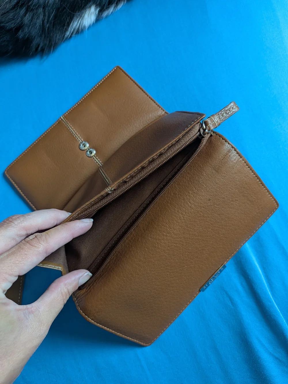 Kenneth Cole Reaction Brown Trifold Leather Wallet